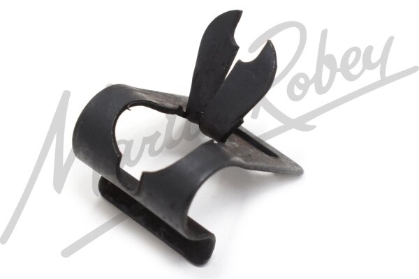 Jaguar Fuel Pipe Clip - Most Models