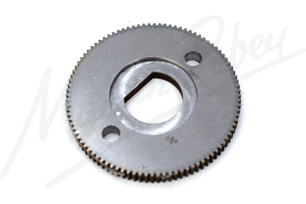 MICRO-ADJUSTMENT PLATE, ON FACE OF FRONT MOUNTING BRACKET, FOR UPPER TIMING CHAIN